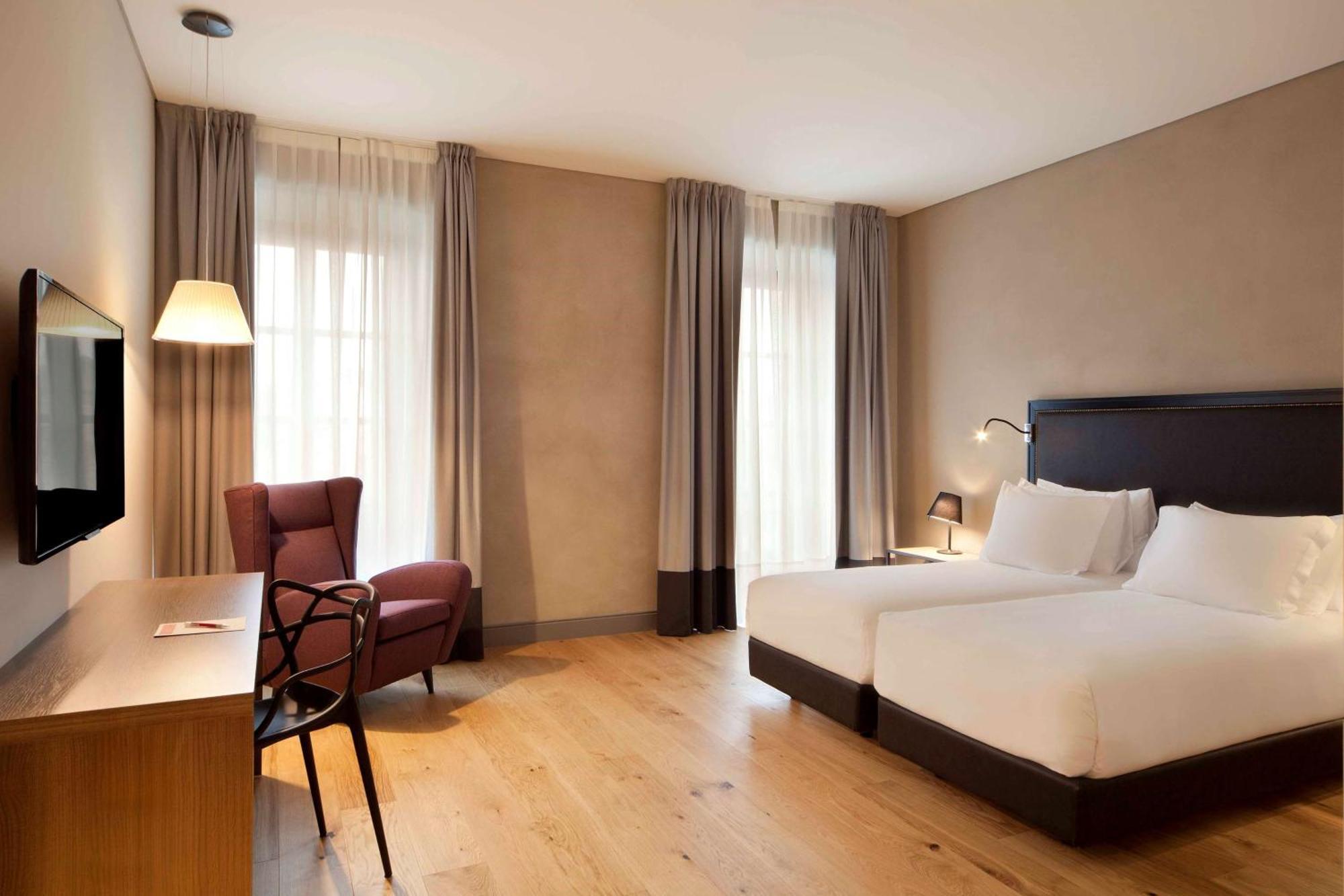 Hotel NH Collection Torino Piazza Carlina Esterno foto