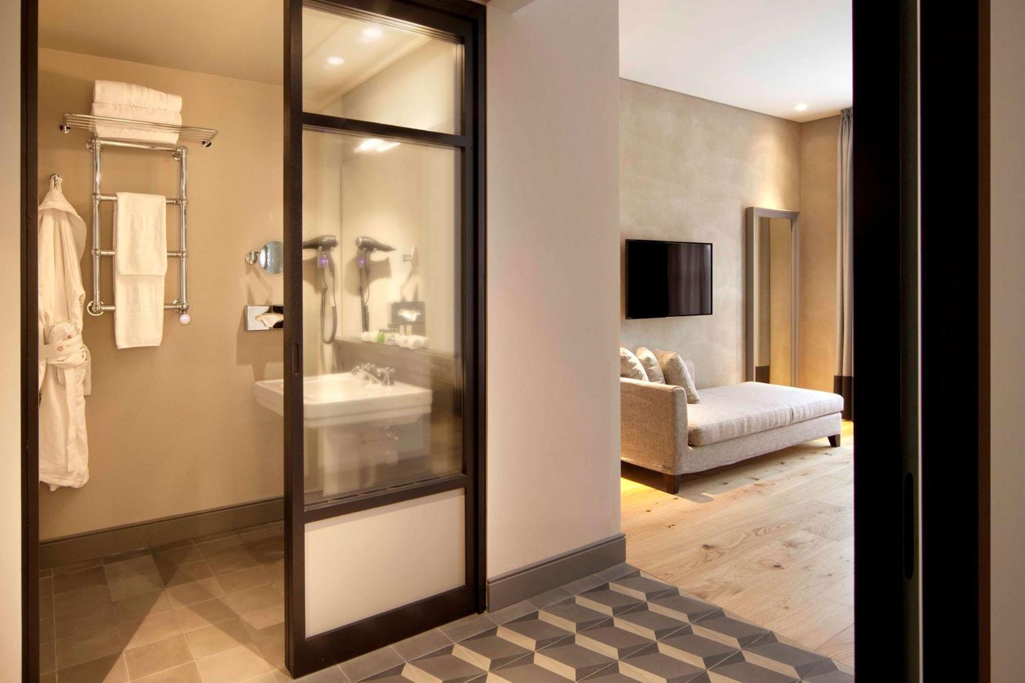 Hotel NH Collection Torino Piazza Carlina Esterno foto