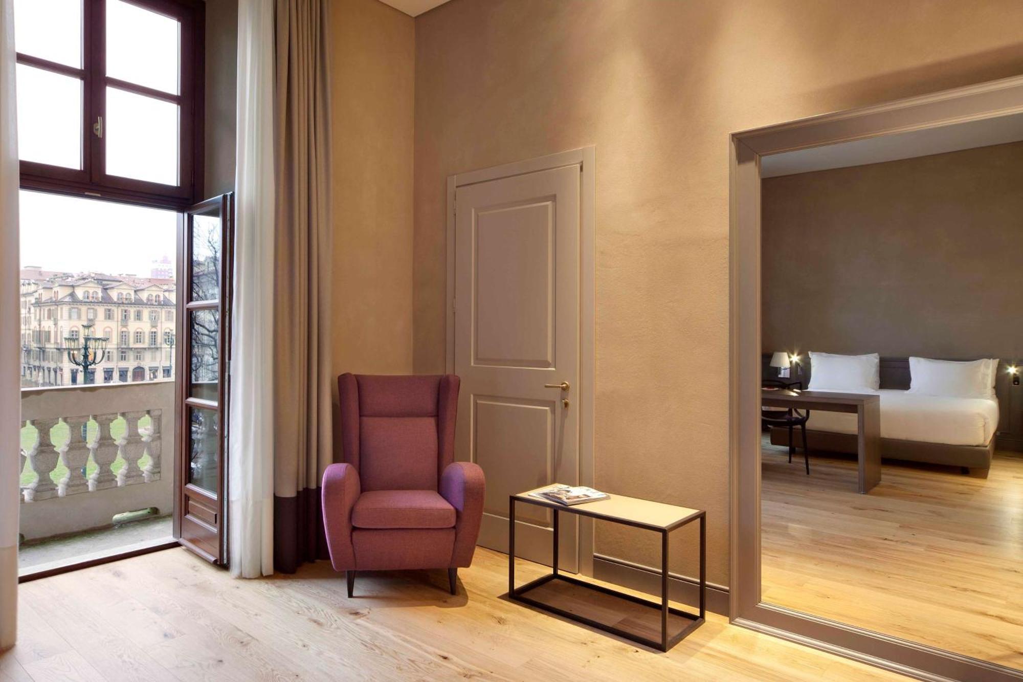 Hotel NH Collection Torino Piazza Carlina Esterno foto