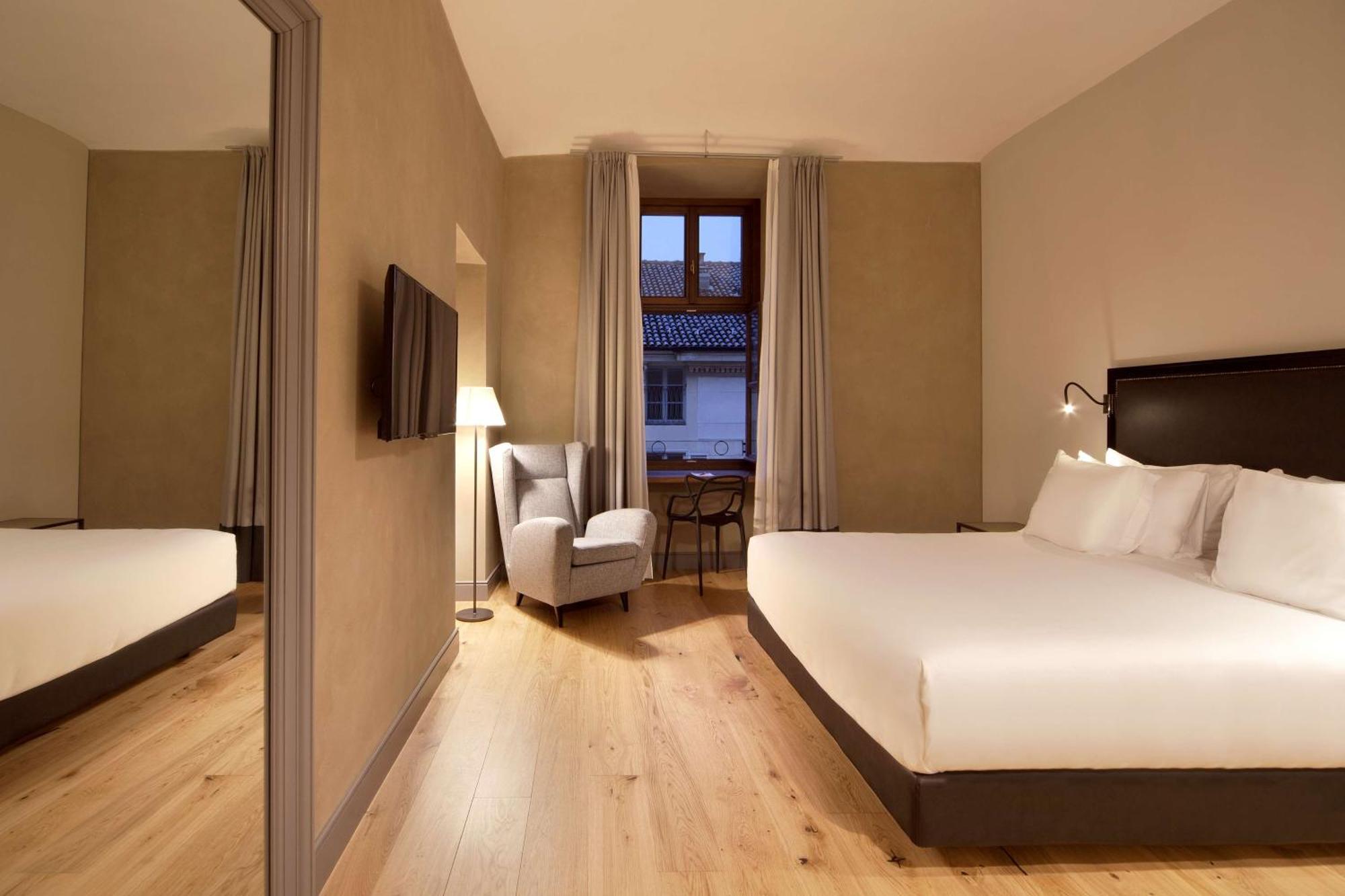 Hotel NH Collection Torino Piazza Carlina Esterno foto