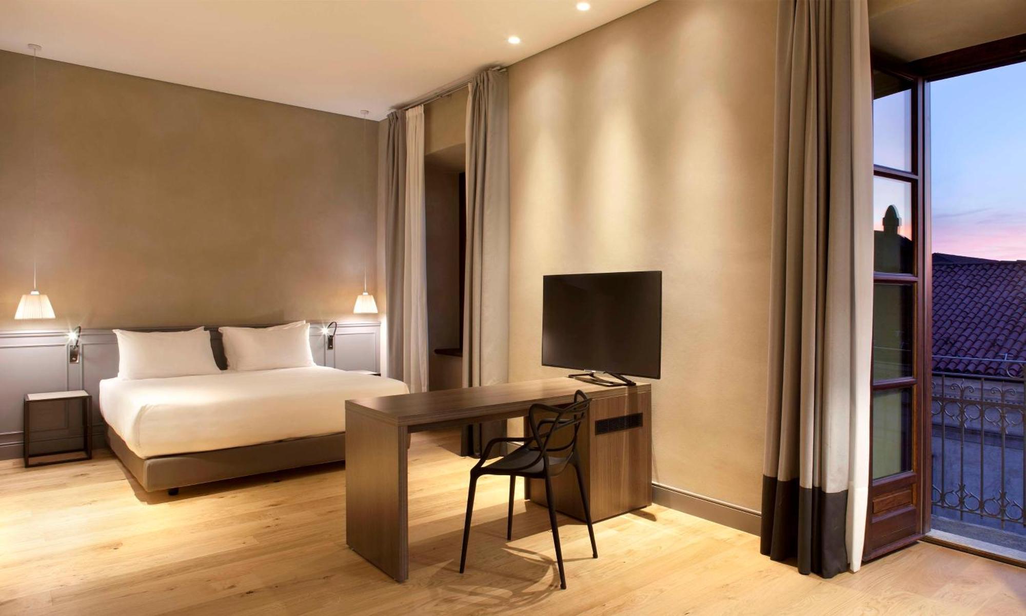 Hotel NH Collection Torino Piazza Carlina Esterno foto