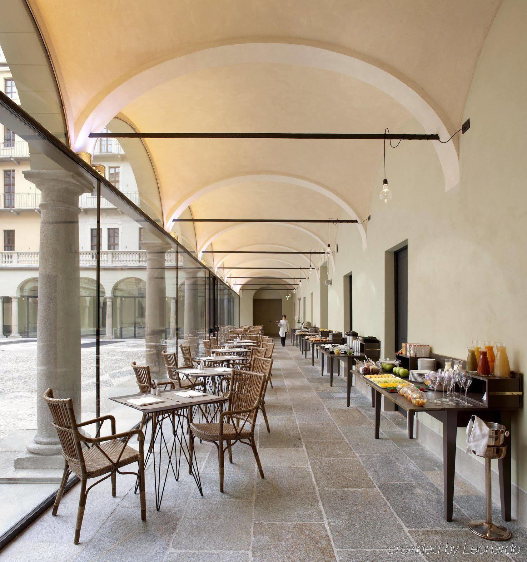 Hotel NH Collection Torino Piazza Carlina Esterno foto